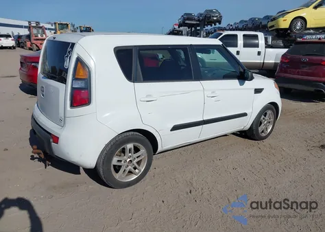 2011 Kia Soul + z USA, uszkodzony, nr VIN KNDJT2A25B7300649